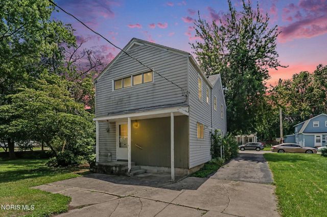 106 E 5th Street, Genoa, OH 43430