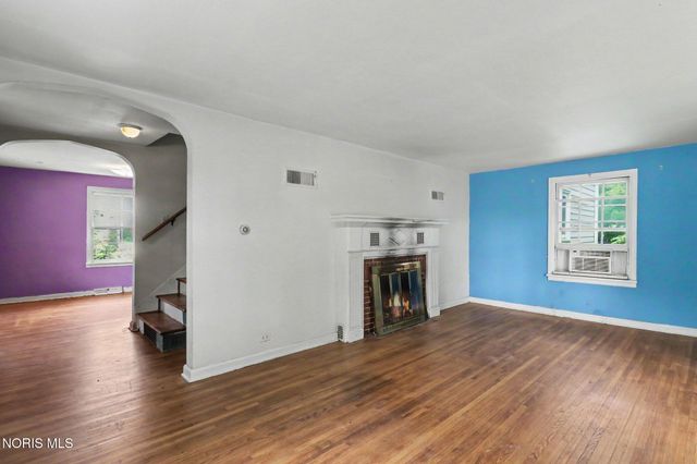 106 E 5th Street, Genoa, OH 43430