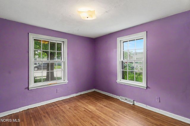 106 E 5th Street, Genoa, OH 43430