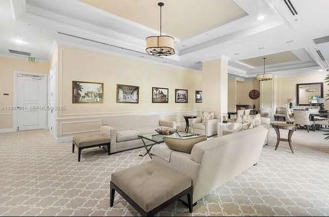 403 S Sapodilla Avenue 104, West Palm Beach, FL 33401