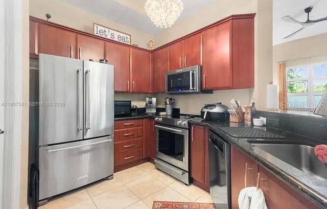 403 S Sapodilla Avenue 104, West Palm Beach, FL 33401