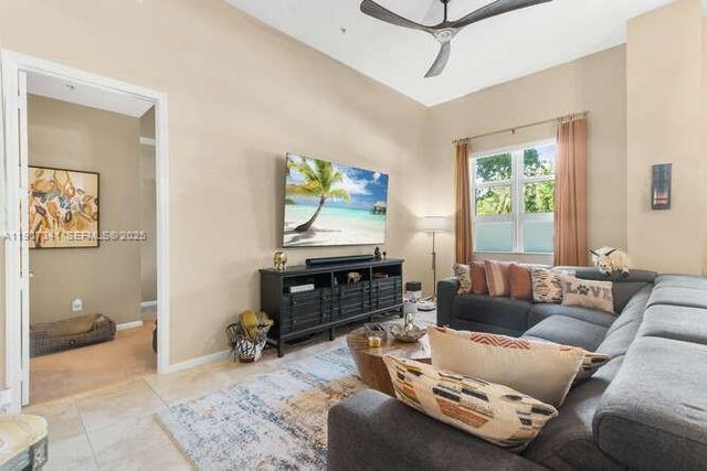 403 S Sapodilla Avenue 104, West Palm Beach, FL 33401