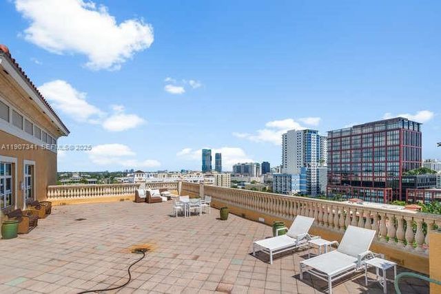 403 S Sapodilla Avenue 104, West Palm Beach, FL 33401