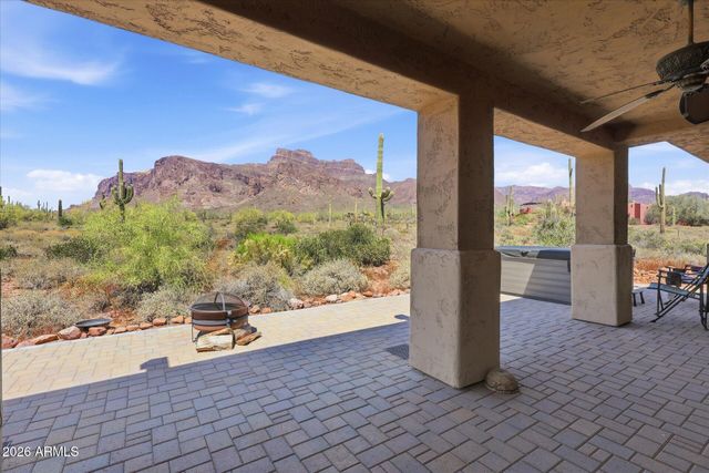 53 N La Barge Road, Apache Junction, AZ 85119