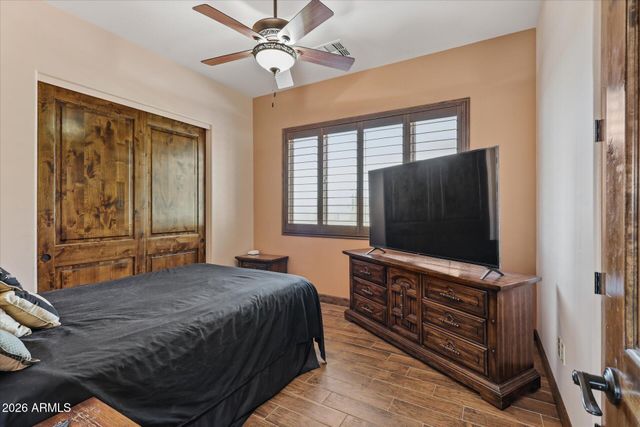 53 N La Barge Road, Apache Junction, AZ 85119