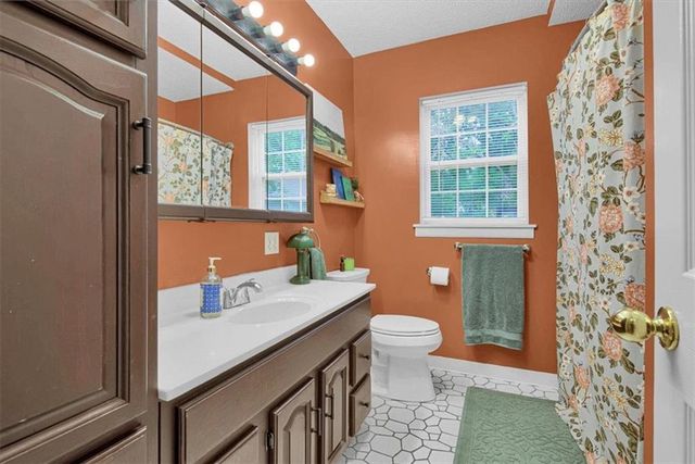 4203 N Grand Avenue, Kansas City, MO 64116