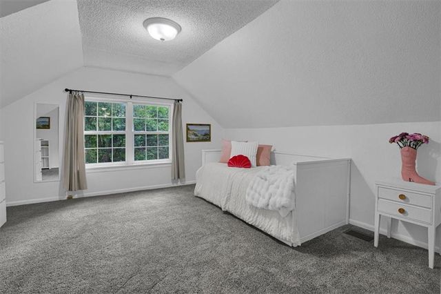 4203 N Grand Avenue, Kansas City, MO 64116