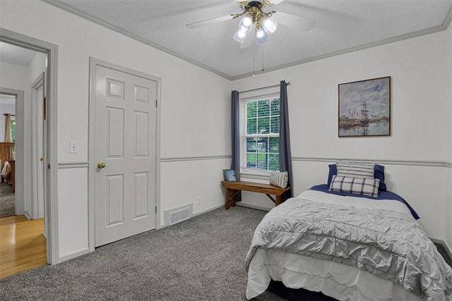 4203 N Grand Avenue, Kansas City, MO 64116