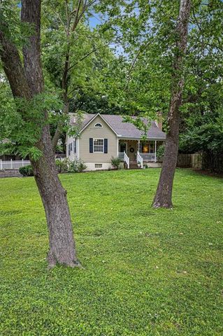 4203 N Grand Avenue, Kansas City, MO 64116