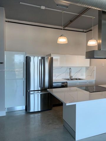 10 SW South River Dr 1709, Miami, FL 33130