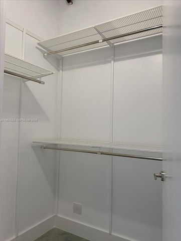 10 SW South River Dr 1709, Miami, FL 33130