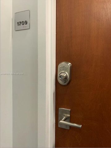 10 SW South River Dr 1709, Miami, FL 33130