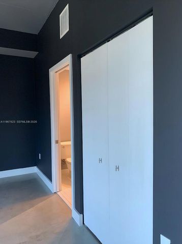 10 SW South River Dr 1709, Miami, FL 33130