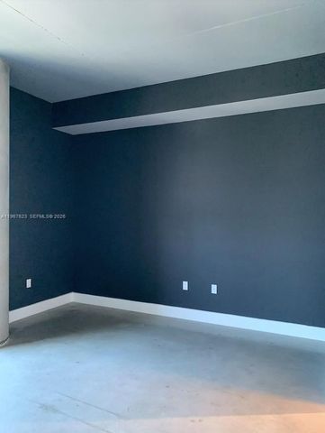 10 SW South River Dr 1709, Miami, FL 33130