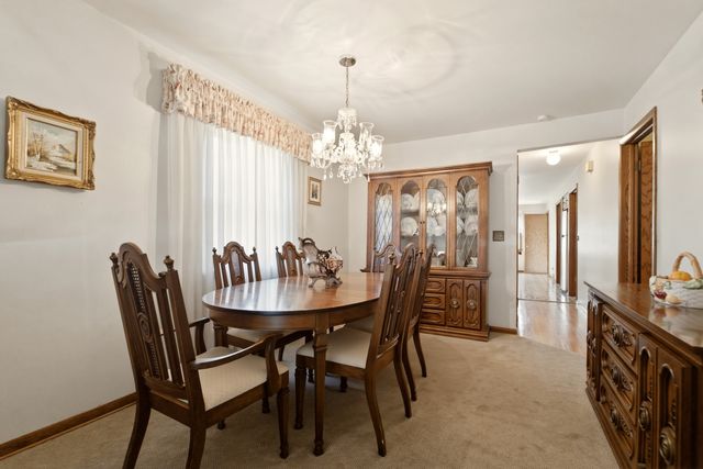 11607 S Avenue J, Chicago, IL 60617