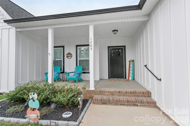 1205 Stonewyck Drive, Salisbury, NC 28146