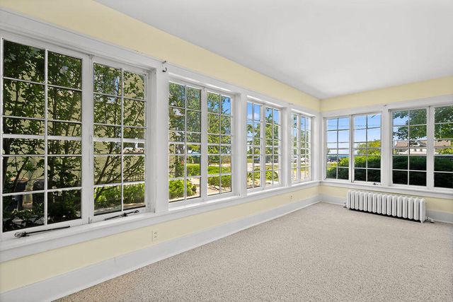 78 Van Buren Street, South Haven City, MI 49090