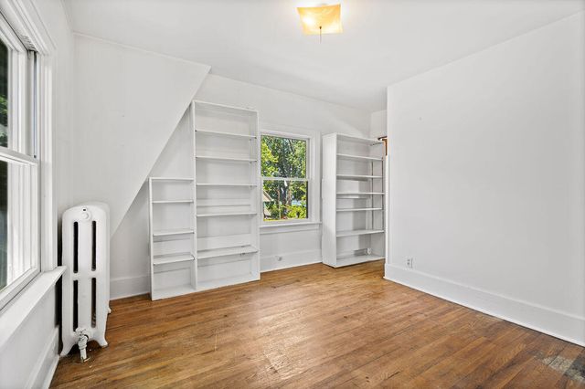 78 Van Buren Street, South Haven City, MI 49090