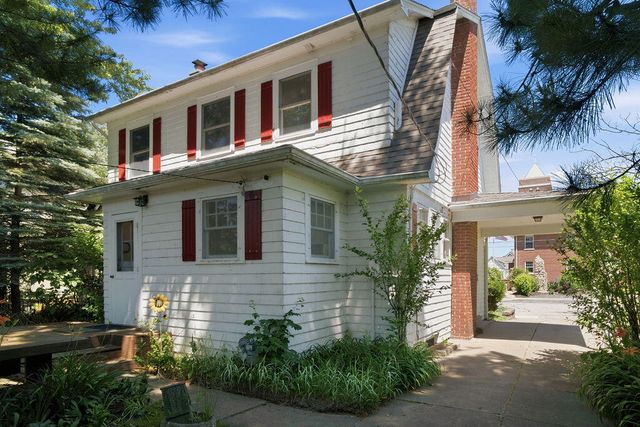 78 Van Buren Street, South Haven City, MI 49090