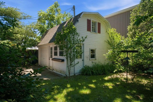 78 Van Buren Street, South Haven City, MI 49090