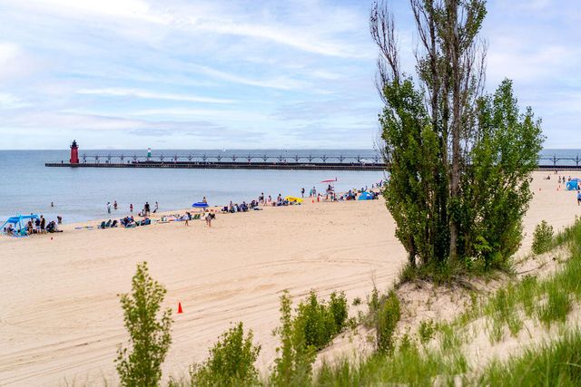 78 Van Buren Street, South Haven City, MI 49090
