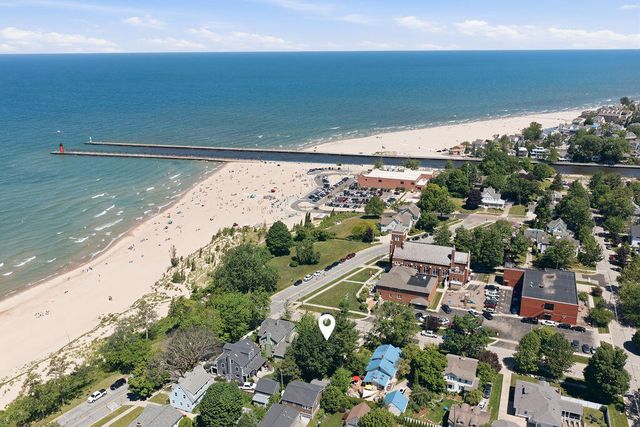 78 Van Buren Street, South Haven City, MI 49090