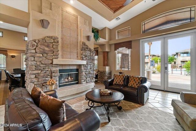 11500 E COCHISE Drive 1102, Scottsdale, AZ 85259