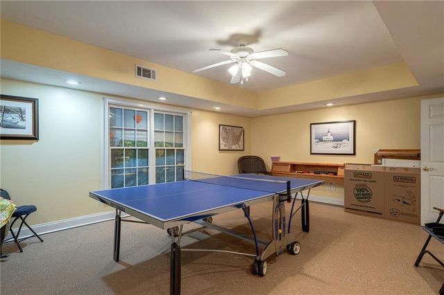 625 W LAKE Drive, Oxford, GA 30054