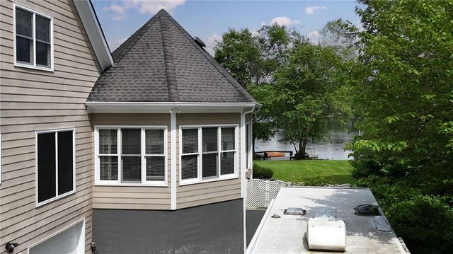 625 W LAKE Drive, Oxford, GA 30054