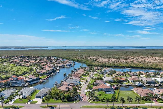2022 EL DORADO PARKWAY W, Cape Coral, FL 33914