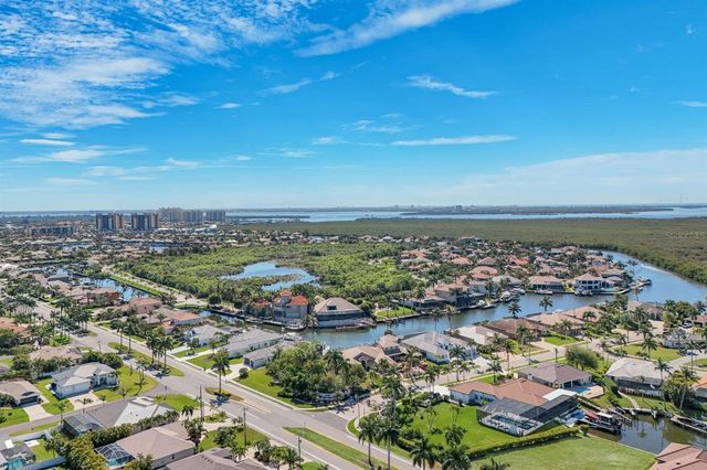 2022 EL DORADO PARKWAY W, Cape Coral, FL 33914