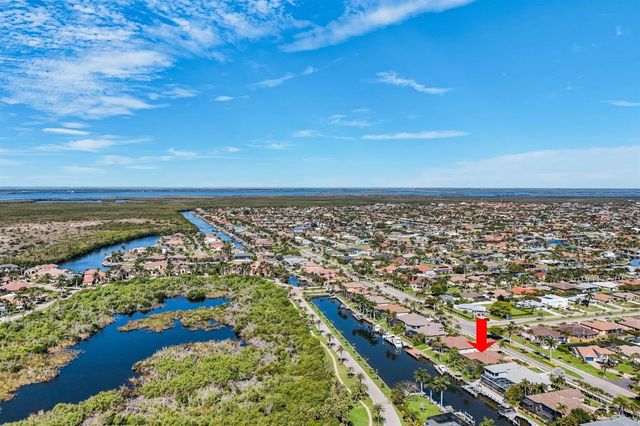 2022 EL DORADO PARKWAY W, Cape Coral, FL 33914
