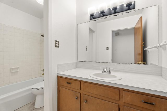 5406 Royal Oak Drive, Texas City, TX 77591