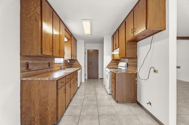 5406 Royal Oak Drive, Texas City, TX 77591