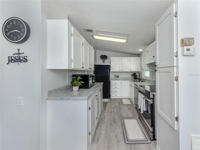 270 CAPTAINS COURT, North Port, FL 34287