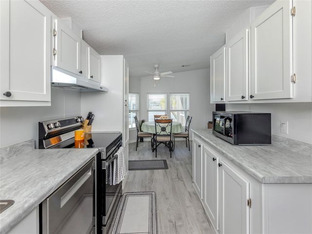 270 CAPTAINS COURT, North Port, FL 34287