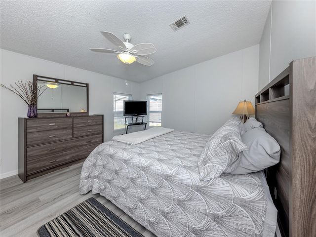 270 CAPTAINS COURT, North Port, FL 34287