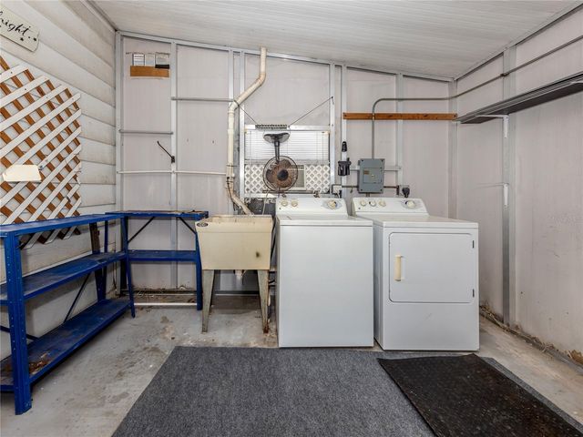 270 CAPTAINS COURT, North Port, FL 34287