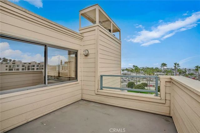 140 The Village 407, Redondo Beach, CA 90277