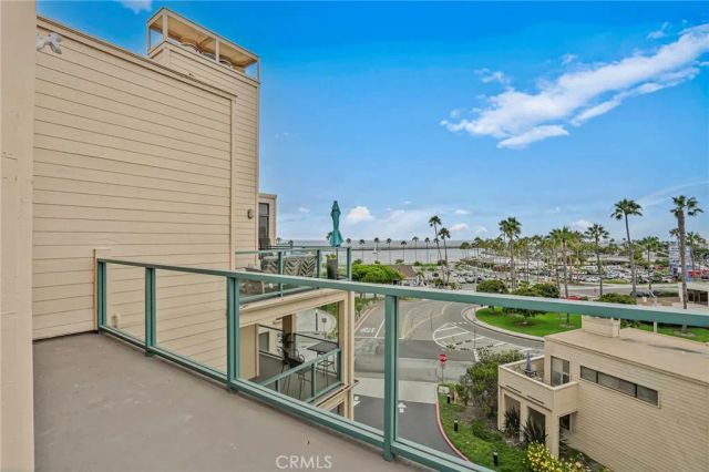 140 The Village 407, Redondo Beach, CA 90277