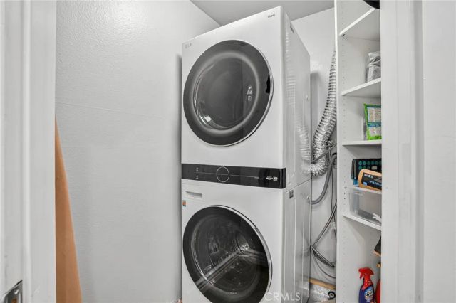 140 The Village 407, Redondo Beach, CA 90277