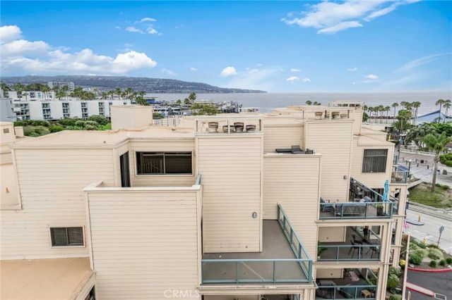 140 The Village 407, Redondo Beach, CA 90277