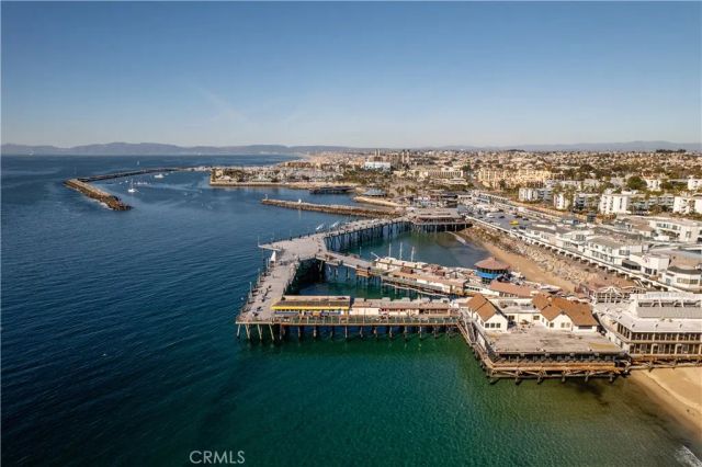 140 The Village 407, Redondo Beach, CA 90277