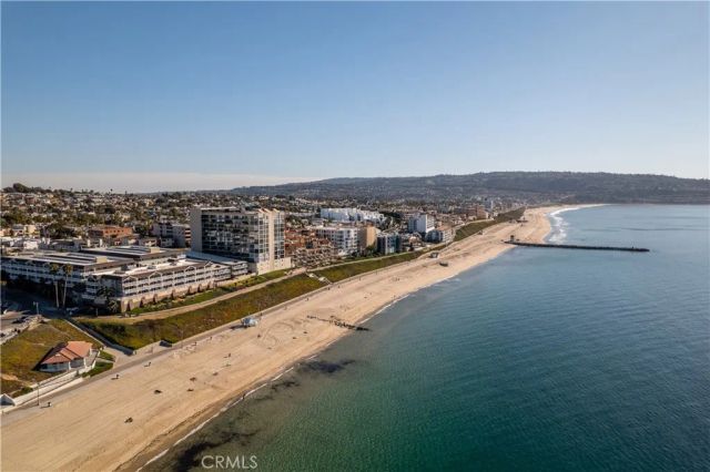 140 The Village 407, Redondo Beach, CA 90277