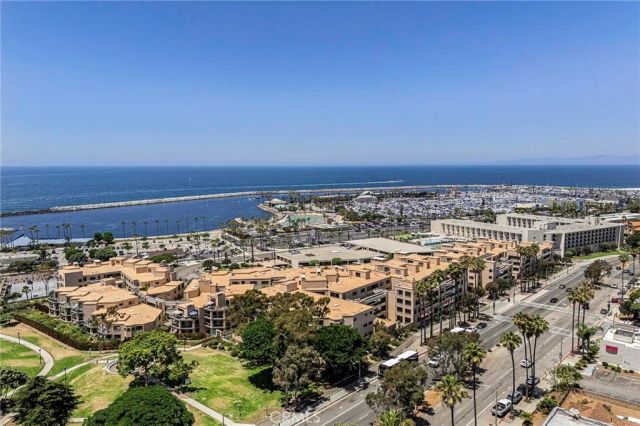 140 The Village 407, Redondo Beach, CA 90277