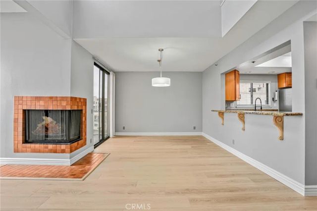 140 The Village 407, Redondo Beach, CA 90277