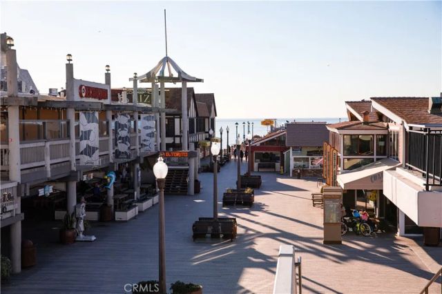 140 The Village 407, Redondo Beach, CA 90277