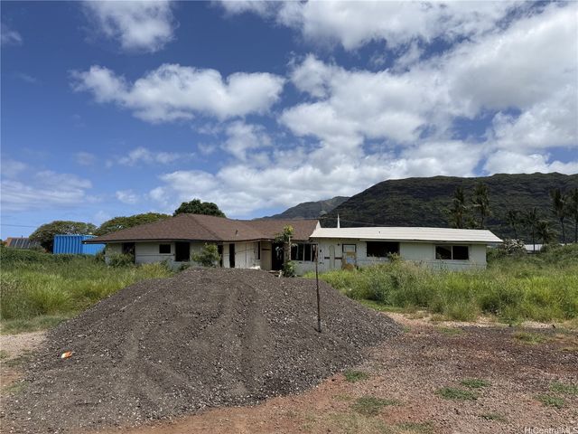 85-720 Farrington Highway, Waianae, HI 96792