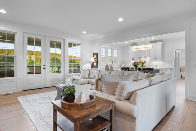 250 Spinnaker Drive, Jasper, TN 37347