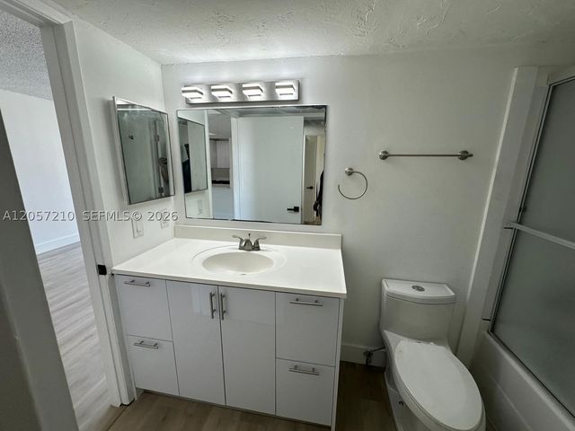 8000 SW 149th Ave A308, Miami, FL 33193